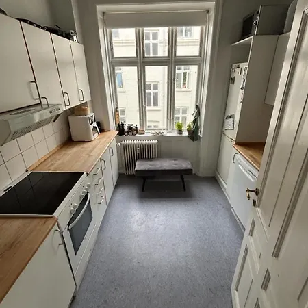Lejlighed Heart Of Oesterbro By The Lakes